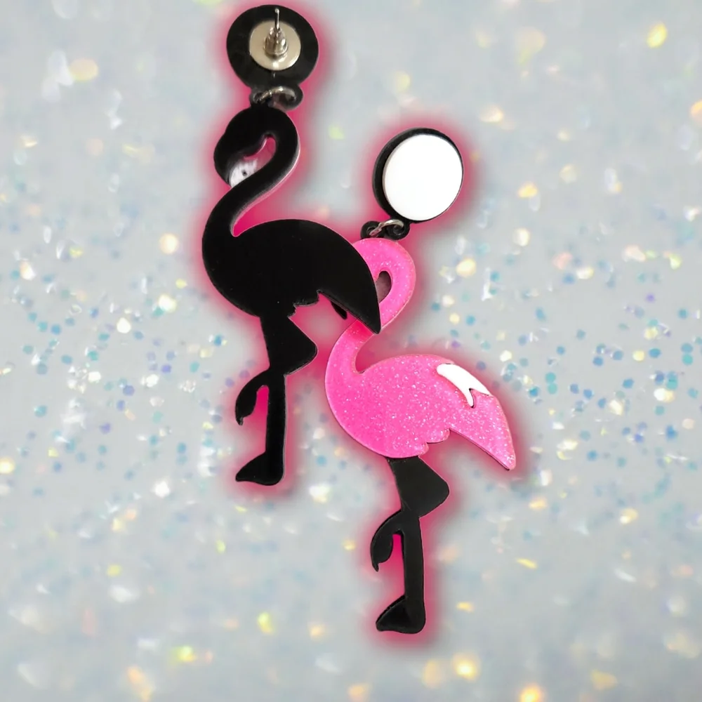 NEW! Tropical  Pink Flamingo lightweight Acrylic dangle Earrings Nwt - Picture 3 of 6